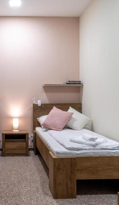 Rozsa Etterem & Panzio Bed and Breakfast Pécs Buitenkant foto